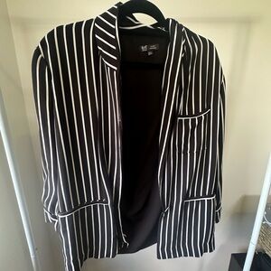 Zara Black and White Soft Blazer SM